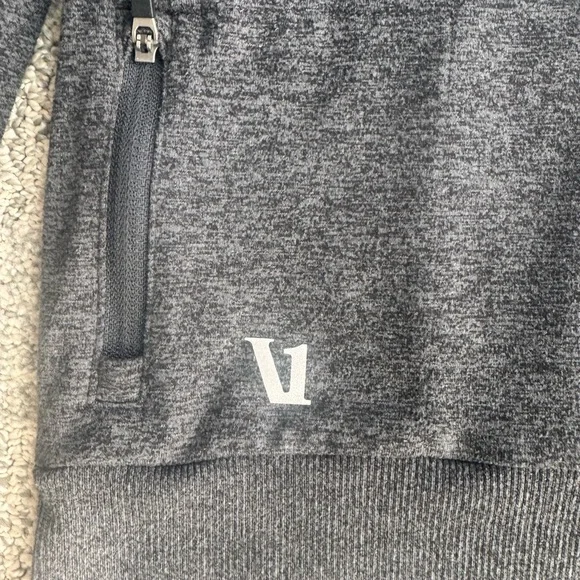 Vuori Gray Ponto Performance Crew Long Sleeve Tee Shirt Zipper Pocket Medium M - Picture 3 of 4